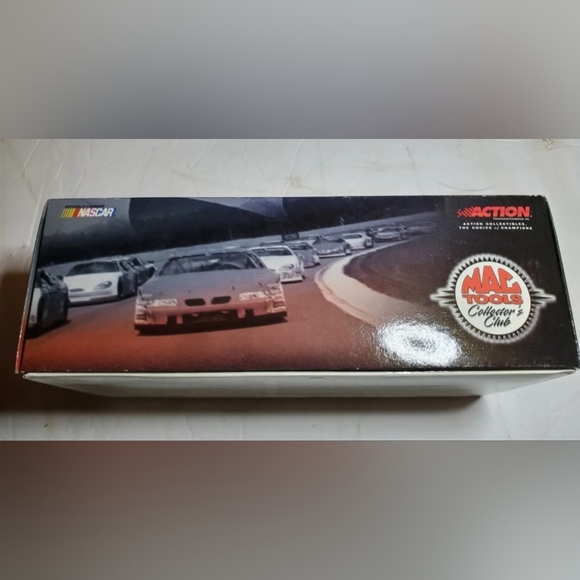 Action Mac Tools Collector's Club 1:24 Scale Stock Car, Casey Atwood #19. New. - Picture 7 of 7